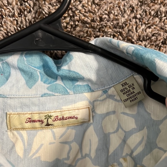 Tommy Bahama button down - Picture 2 of 2